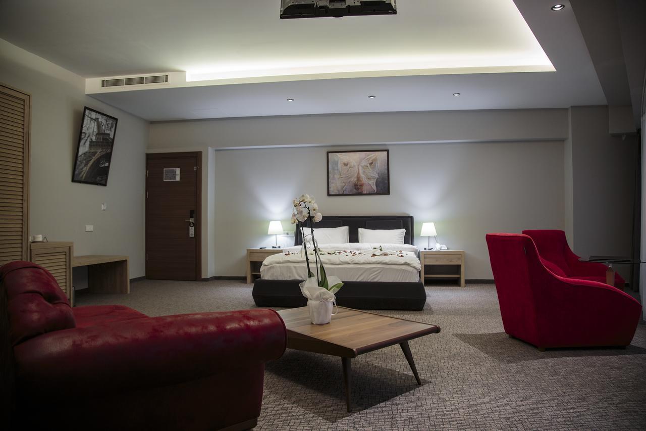 Hotel City Inegoel Extérieur photo